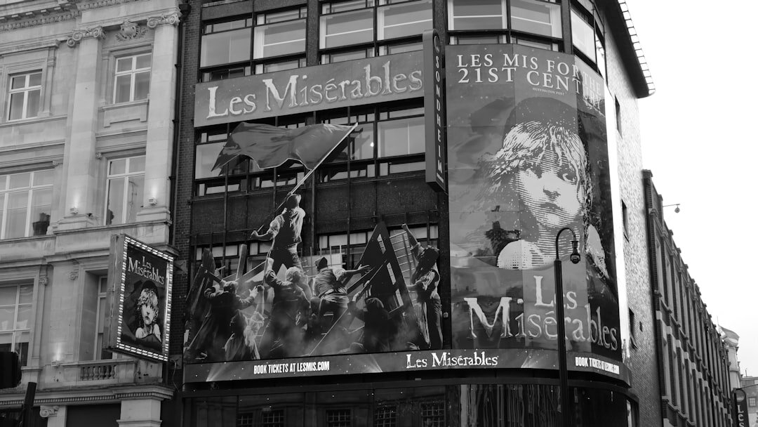 french advertising history